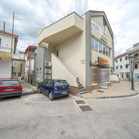 Studio Apartman Salis Vodice Exterior photo